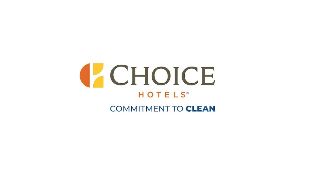 Comfort Inn & Suites Airport North YYC Eksteriør billede