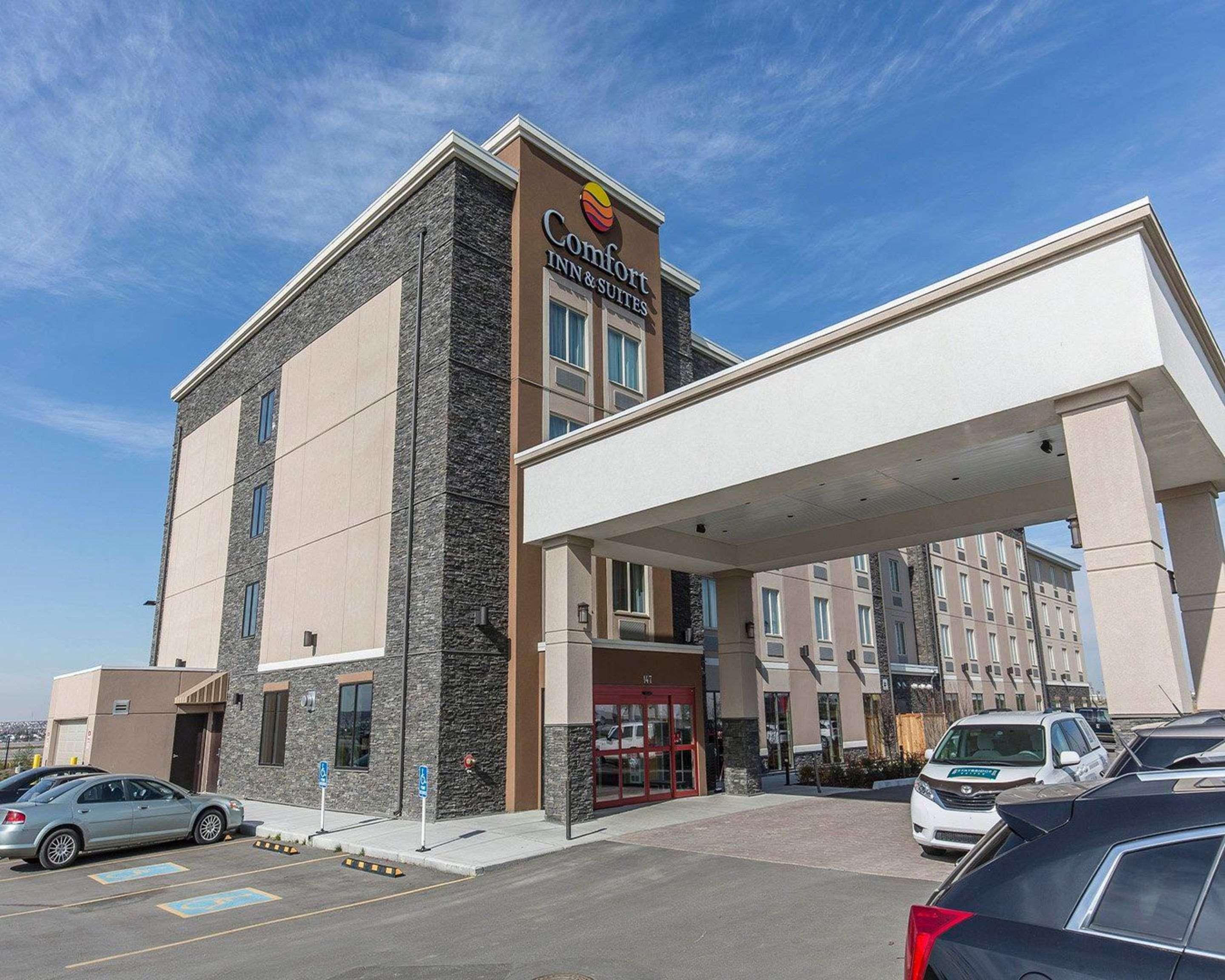 Comfort Inn & Suites Airport North YYC Eksteriør billede